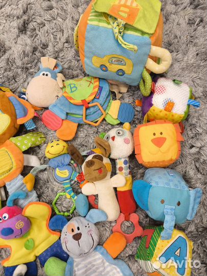 Мягкие игрушки погремушки