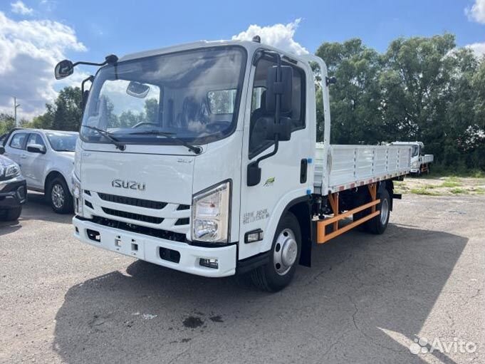 Isuzu Elf, 2023