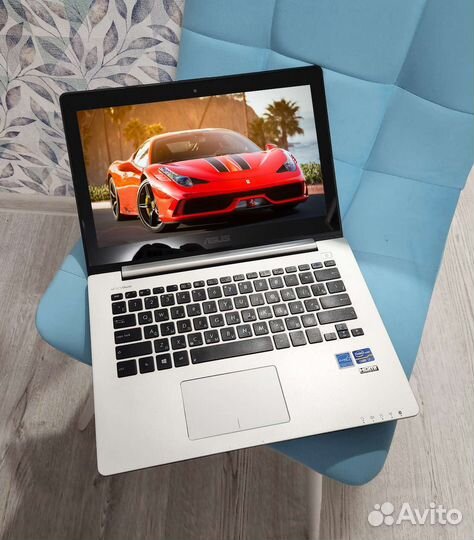 Сенсорный на i7 Asus SSD металлический