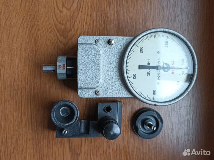 Тахометр ио-30,ссср