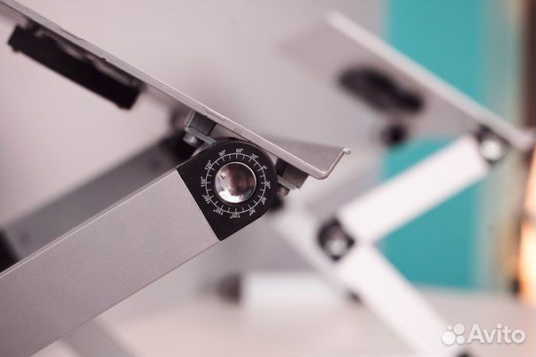 Алюминиевый столик с охлаждением для ноутбука