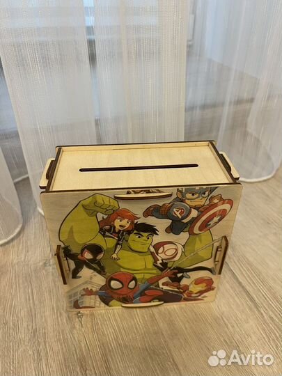 Копилка для денег деревянная