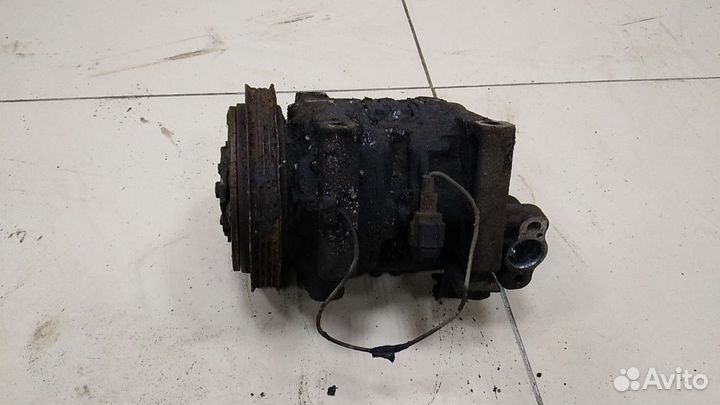 Компрессор кондиционера Nissan Almera