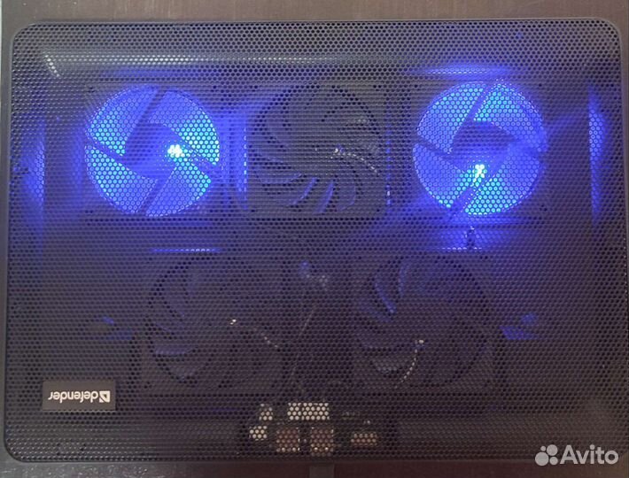 Подставка с охлаждением для ноутбука