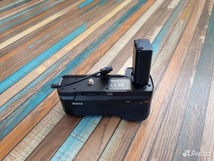 Батарейная ручка Meike mk a6300