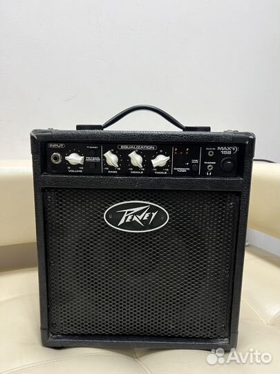 Басовый комбоусилитель Peavey Max-158