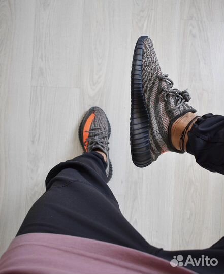 Кроссовки Adidas Yeezy Boost 350 V2 Carbon Beluga