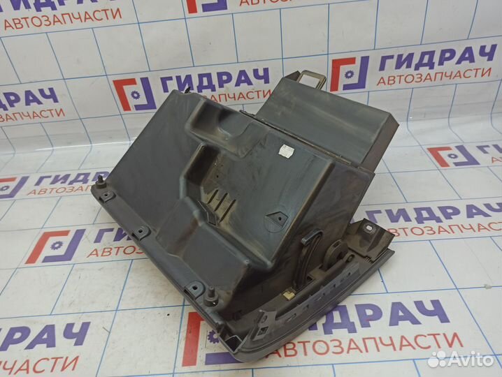 Бардачок Volkswagen Polo Sedan (Mk5) 6RU857121C82V