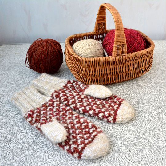 Варежки из собачьей и овечьей шерсти