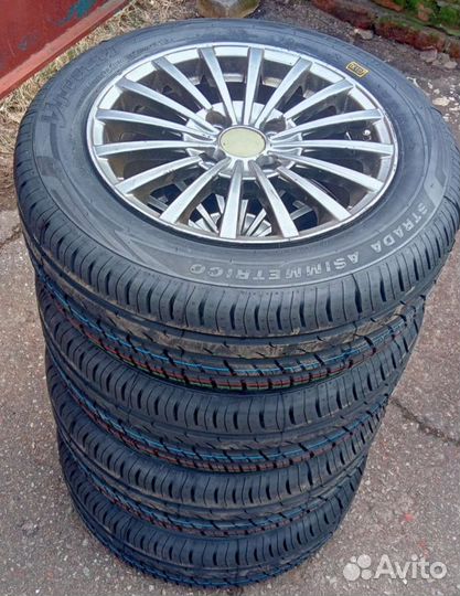 Viatti Strada Asimmetrico V-130 205/65 R15 94V