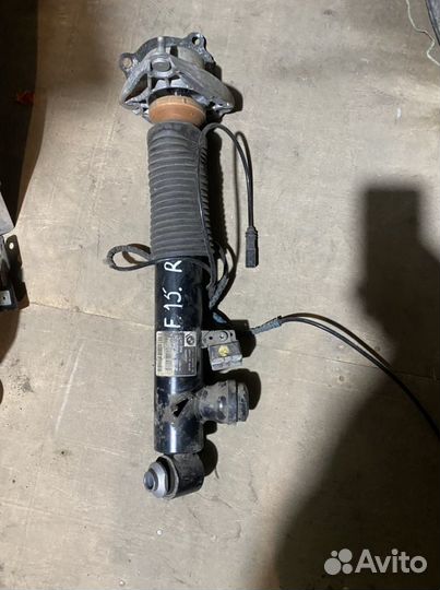 BMW X5 F15 стойка амортизатора задний активный L+R
