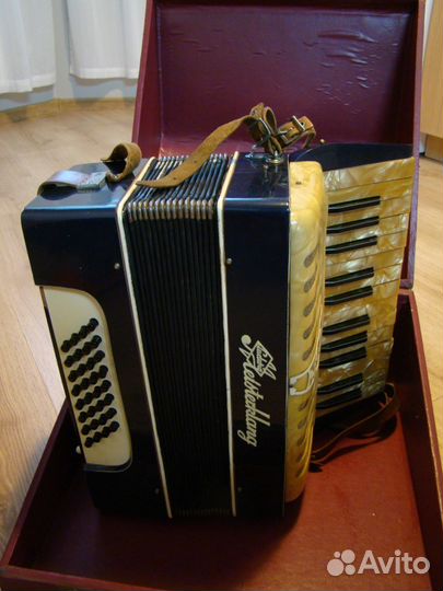 Аккордеон немецкий 1956 года