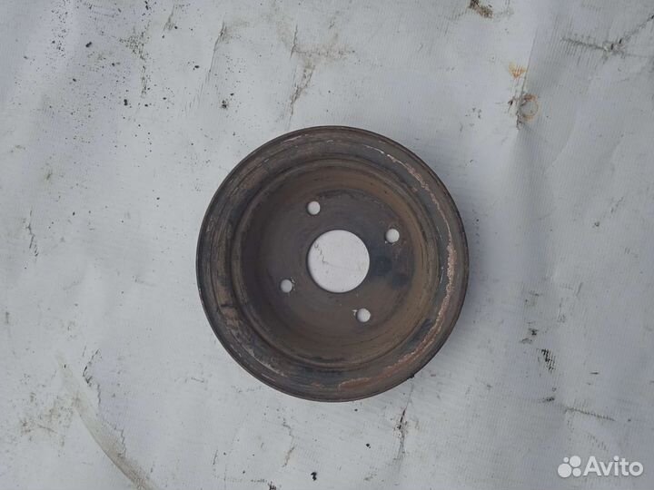 Шкив помпы Nissan Terrano 2 Ниссан Террано 2