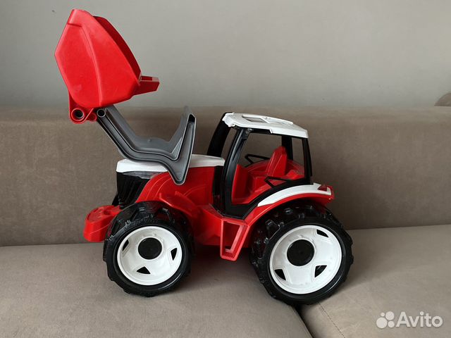 Детский трактор большой