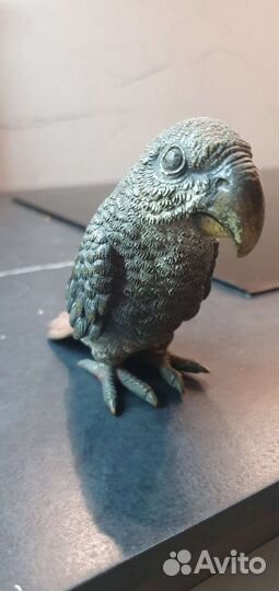 Антикварная статуэтка