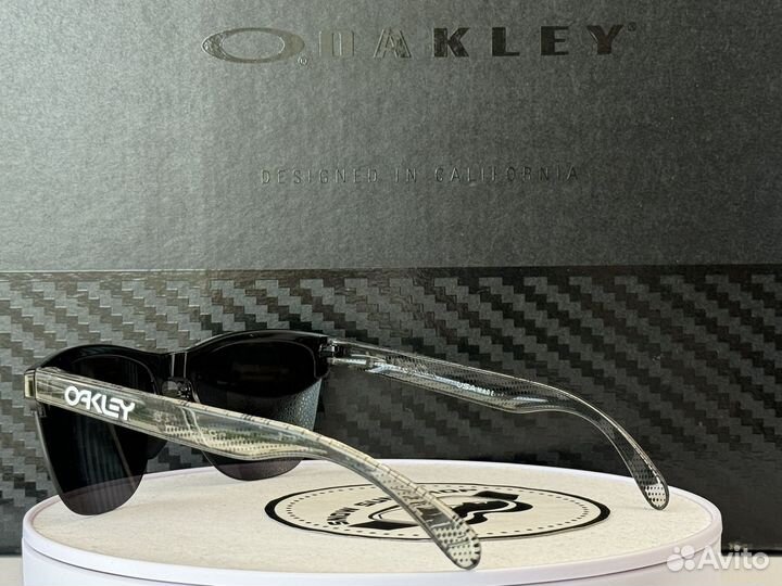 Солнцезащитные очки Oakley Frogskins Lite Hi Res