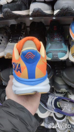 Кроссовки Hoka