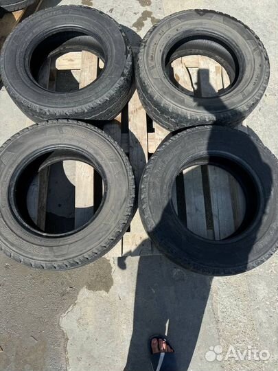 Bridgestone Duravis R630 215/70 R15C