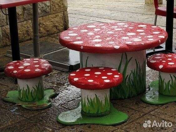 Комплект для детской зоны,грибы, и мебель