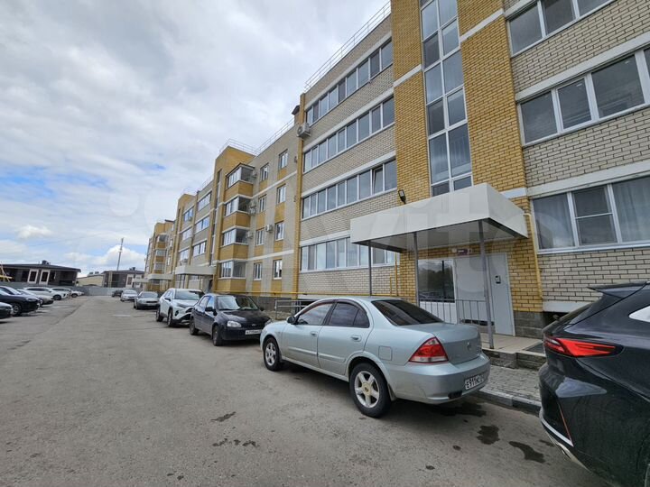 2-к. квартира, 62,5 м², 2/4 эт.