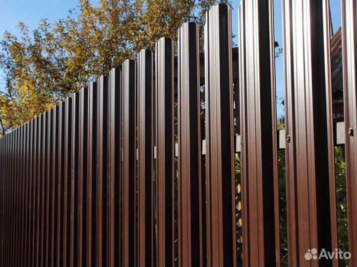 Металлический штакетник с долгим сроком службы
