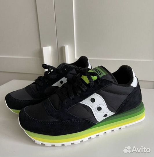 Кроссовки новые Saucony Jazz