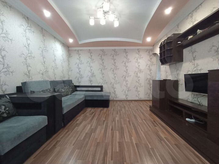 2-к. квартира, 52 м², 2/5 эт.