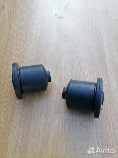 Сайлентблоки задней балки ваз 2110