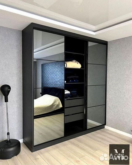 Современный шкаф купе