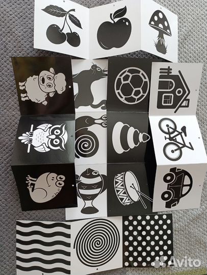 Книжка раскладушка для малышей черно-белая