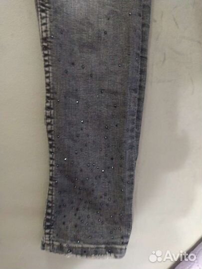 Джинсы для девочки серые