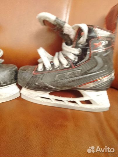 Хоккейные коньки bauer vapor