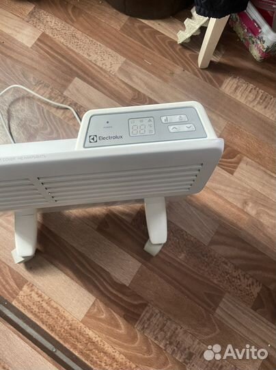 Обогреватель электрический конвектор