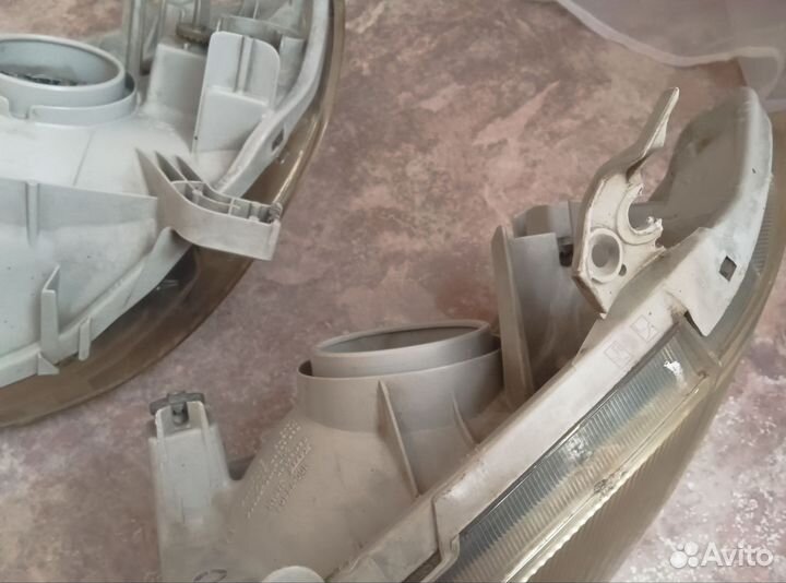 Оптика передняя toyota Corolla120