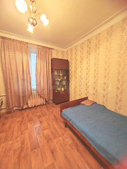 2-к. квартира, 44 м², 1/3 эт.