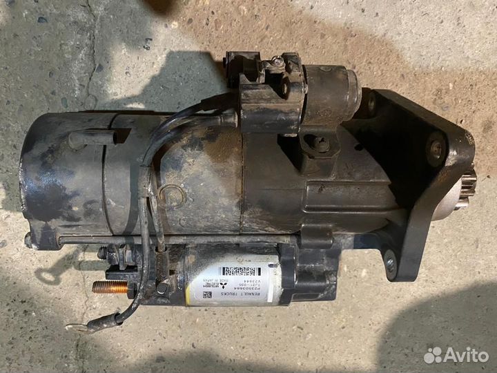 23503684 Стартер Renault T