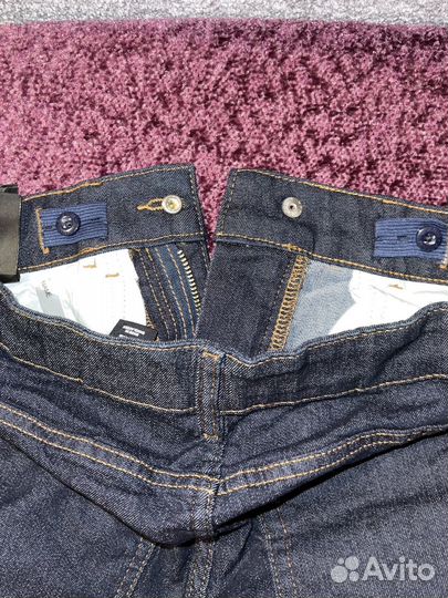 Джинсы новые