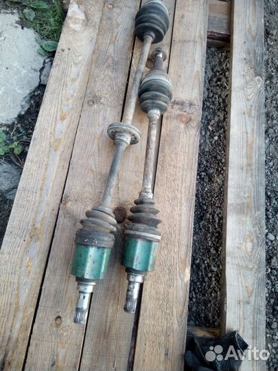 Mazda Revue МКПП