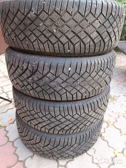 Continental ContiVikingContact 7 225/60 R18 104T