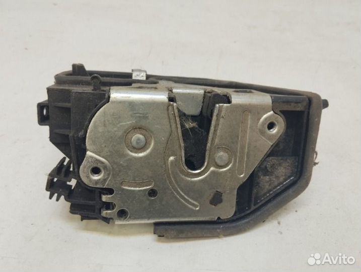 Замок двери задний правый Bmw X3 E83 2006-2010