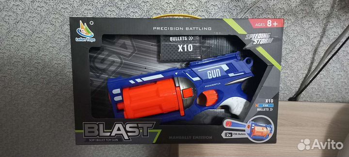 Бластер пистолет