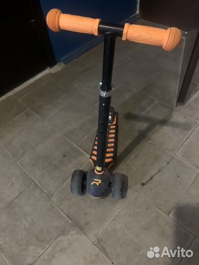 Самокат детский для девочки бу
