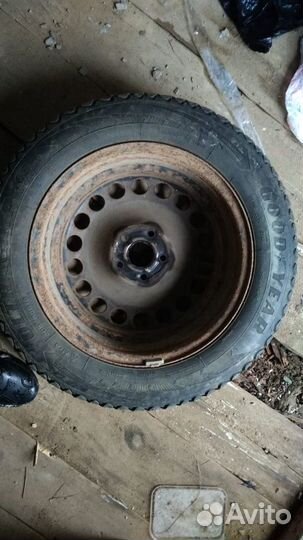 Goodyear Ultragrip Ice Arctic 205/60 R16