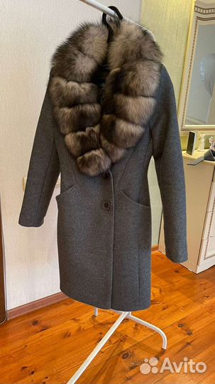 Пальто женское зимнее 42