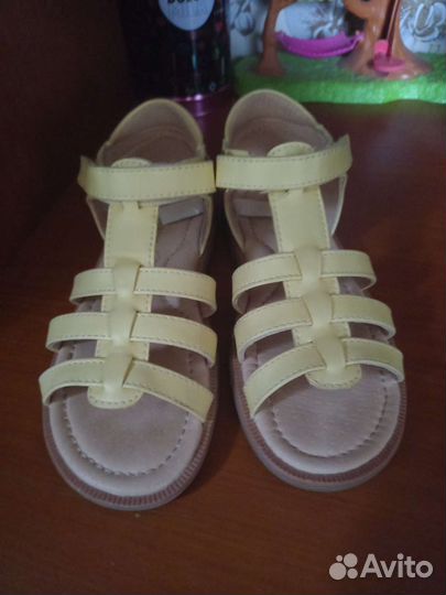 Босоножки для девочки