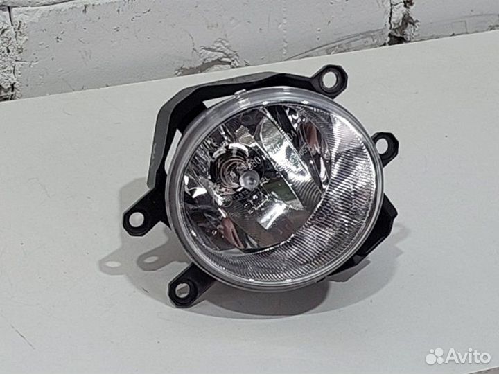 Фара противотуманная передняя правая Toyota Rav4