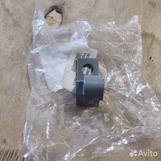 Петля двери передняя правая Chery Tiggo 7