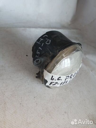 Фара противотуманная передняя левая Toyota Land