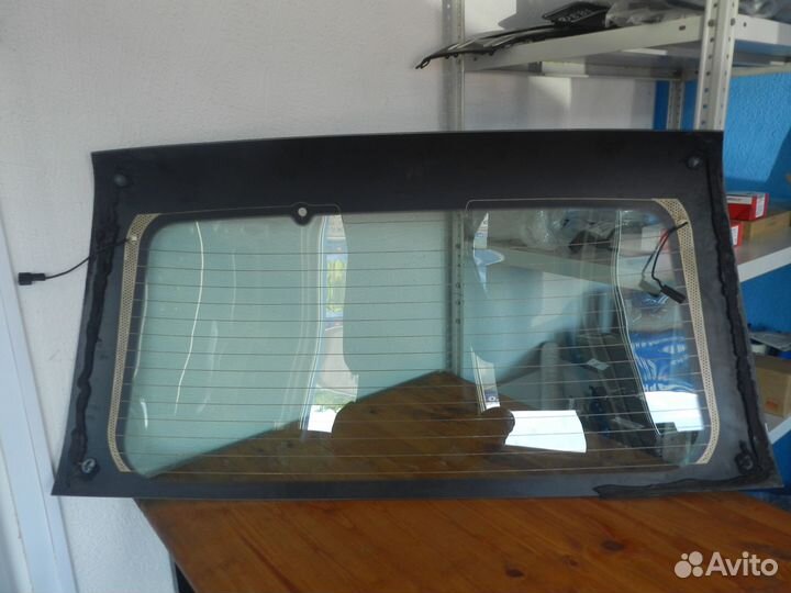 Стекло двери багажника Nissan X-Trail T30