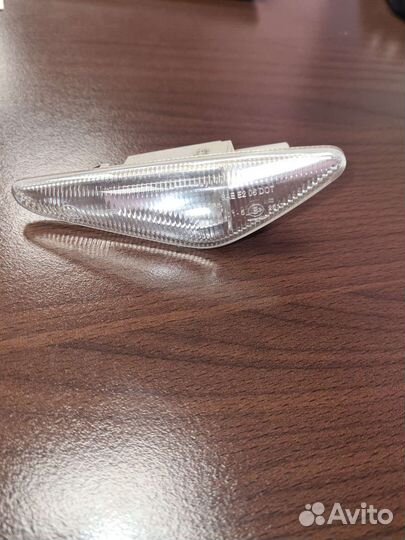 Правый повторитель поворота в крыло BMW X3, X5, X6